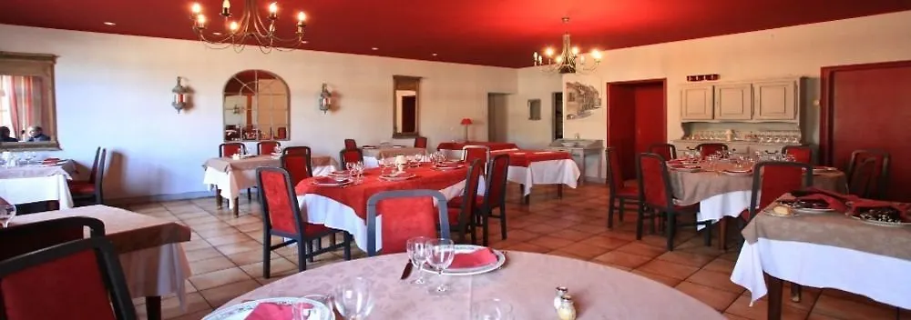 Le Victor Hugo - Hotel Et Restaurant - Logis Hotels Saint-Céré