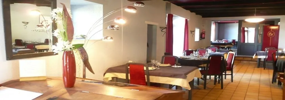 Le Victor Hugo - Hotel Et Restaurant - Logis Hotels Saint-Céré 2*,