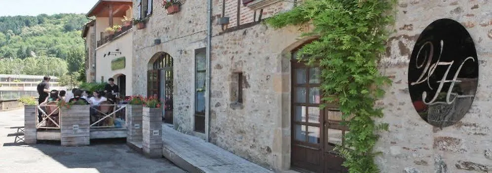 Le Victor Hugo - Hotel Et Restaurant - Logis Hotels Saint-Céré